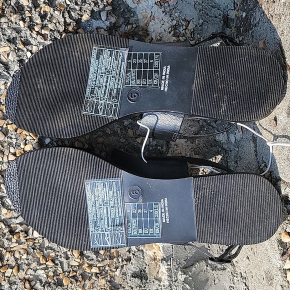 *nwt* forever 21 sandals - Picture 6 of 7